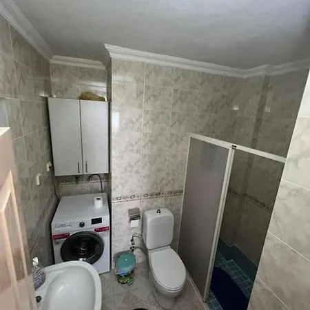 First Floor Just Near The Sea And Swimming Pool 公寓 *