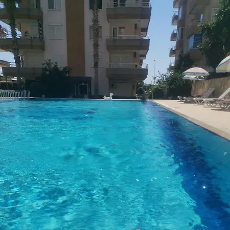 公寓 First Floor Just Near The Sea And Swimming Pool
