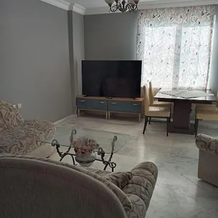 First Floor Just Near The Sea And Swimming Pool 公寓